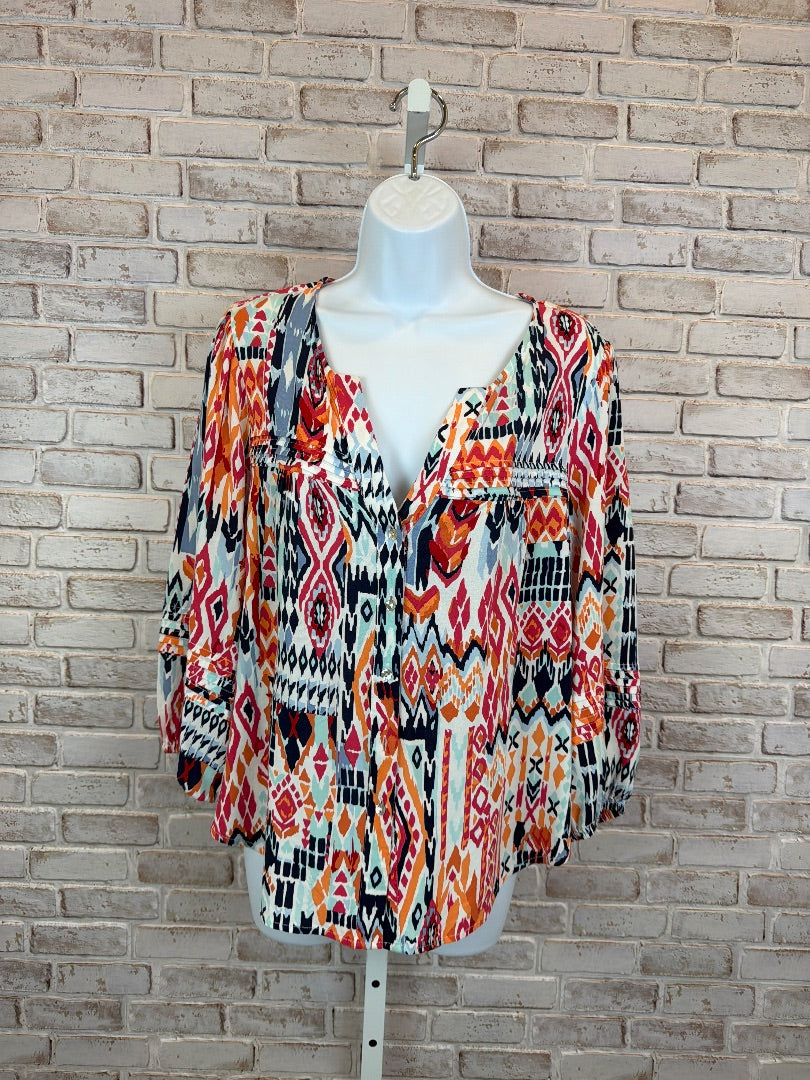 Tribal Shirt, Multi, Medium, Used - Good
