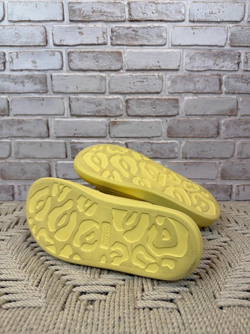 Alexander McQueen Shoes - Sandals – Alexander McQueen Rubber Sandals, Yellow, 37, Used - Good [Live 2.10]