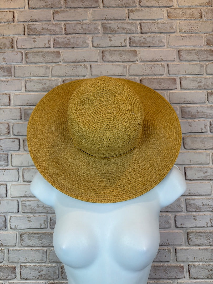 Nine West Hat, Tan/gold, One Size, Used - Excellent