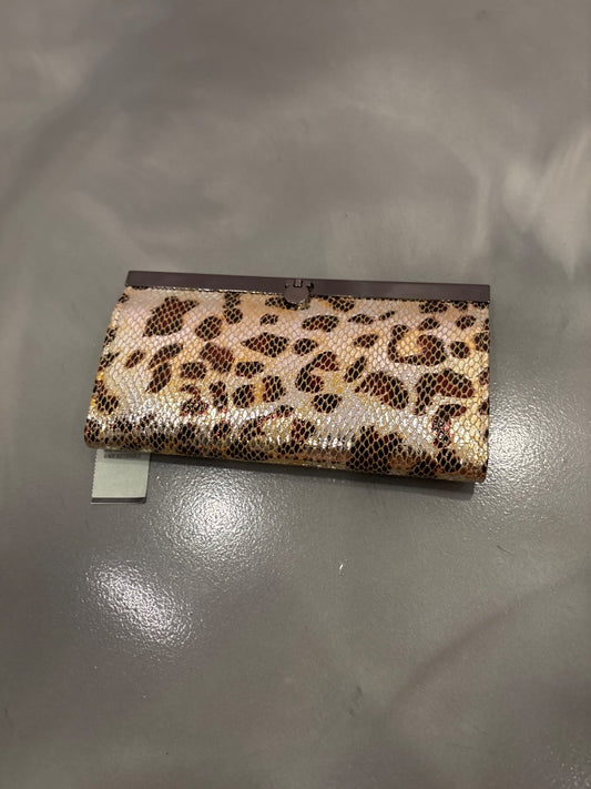 Cache Wallet, Gold leopard, One Size, New With Tags