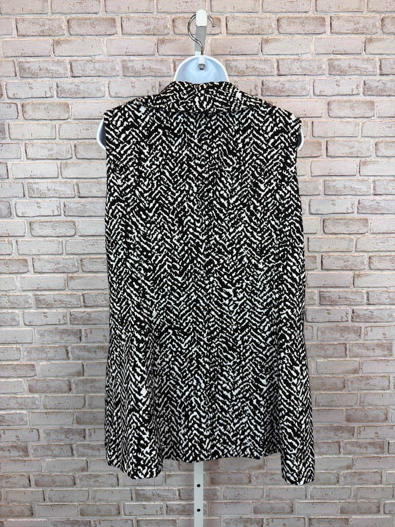 Calvin Klein Vest, Black/white, Medium, Used - Excellent