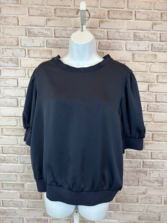 Skies are blue Shirt, Navy, Large, Used - Excellent