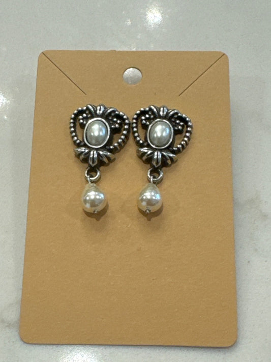 Brighton earrings, Silver, One Size, Used - Good