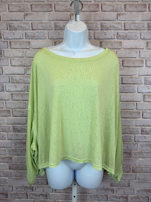 Vici Shirt, Mint, Medium, Used - Excellent