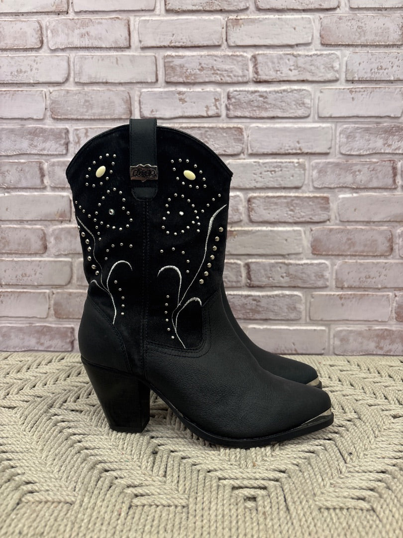 Dingo Cowgirl boots, Black, 8, Used - Good
