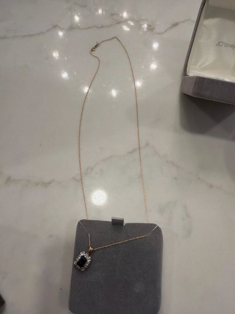 Various 10k Gold Necklace – Gold/Blue – Size One Size – Excellent Condition