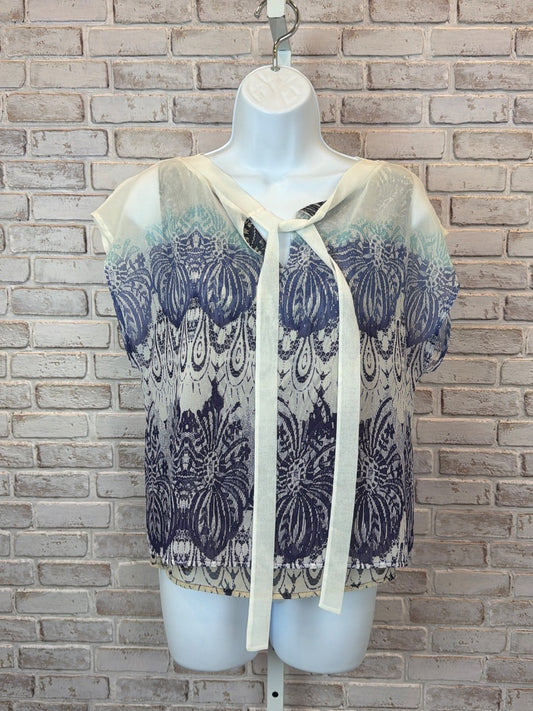 Cabi Shirt – Off White, Size XS – Excellent Condition