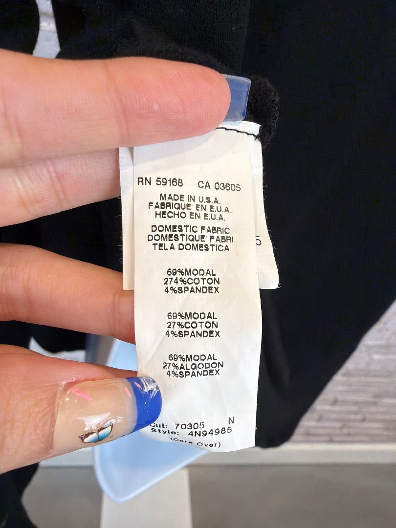 Karen Kane Sweatshirt, Black, Large, Used - Excellent