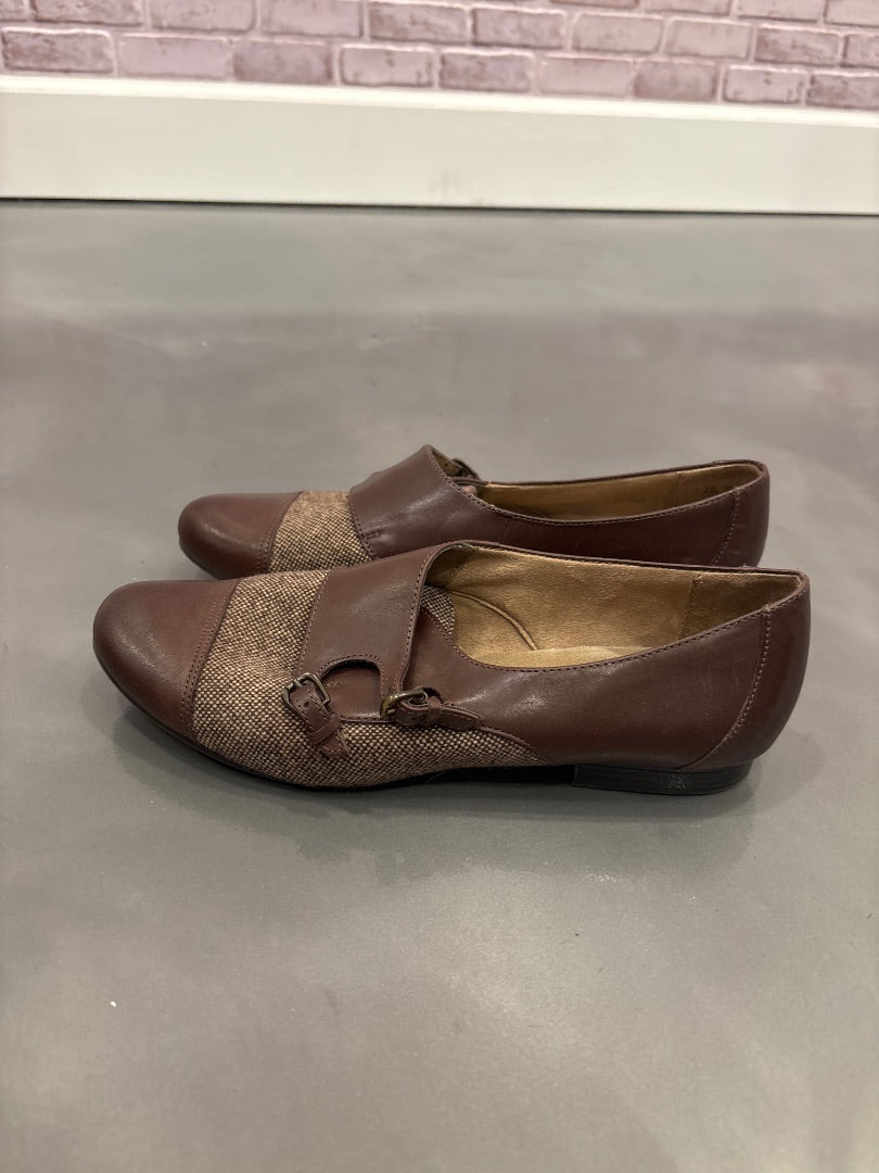 Naturalizer Loafer, Brown, 9.5, Used - Good