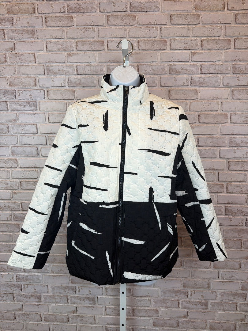 Minkas Jacket, Black/white, Large, Used - Excellent