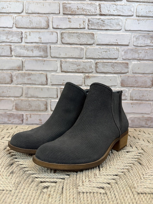 Kensie Booties, Dark grey, 7.5, Used - Good