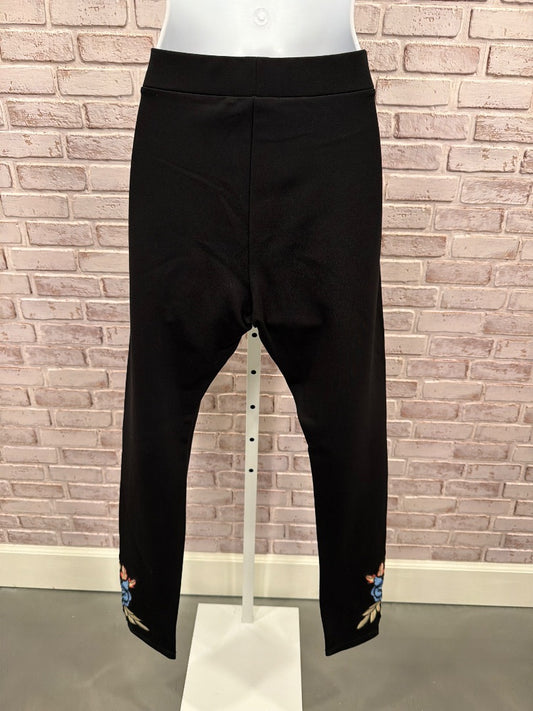 Bebe Pants, black multi, Medium, Used - Good