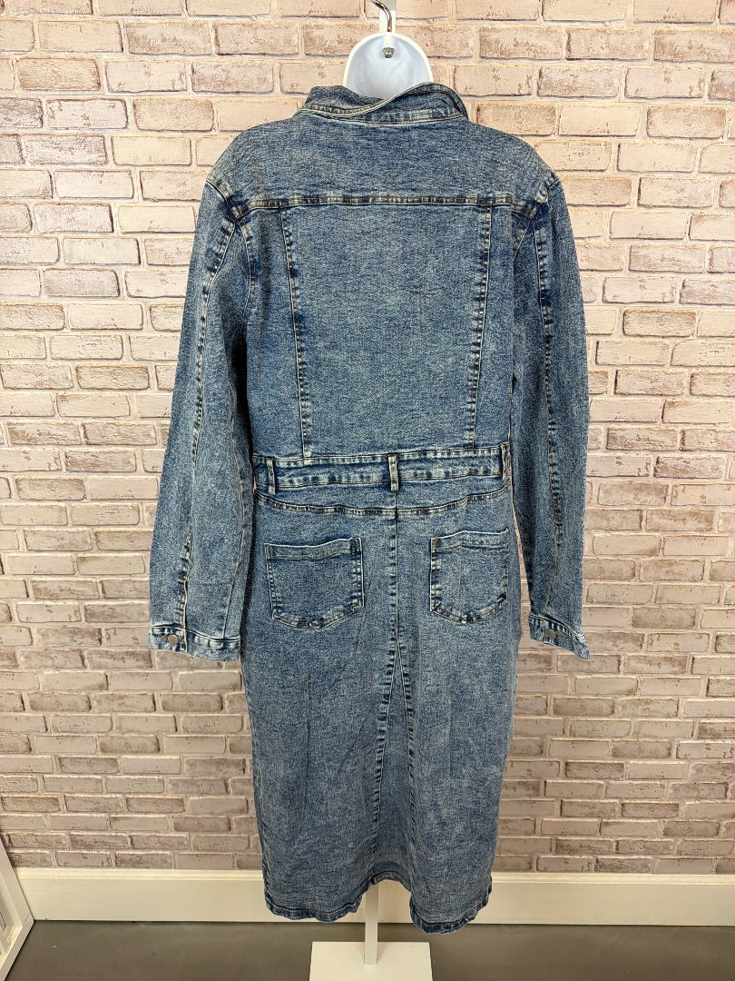 Andthewhy Dress, Denim, XL, Used - Excellent