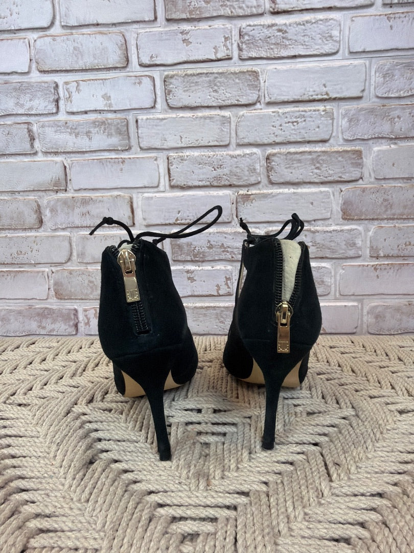 Ivanka Trump Heels, Black, 6, Used - Good