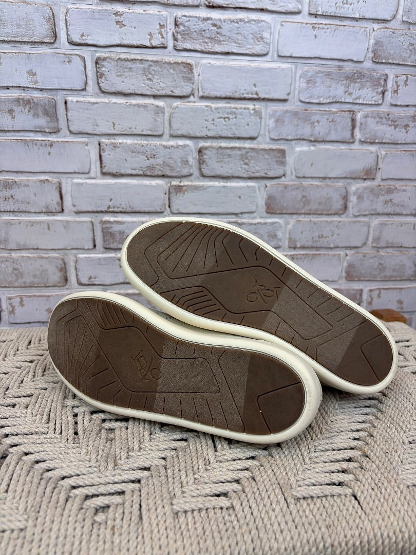 Otbt Sneakers, Beige, 9, Used - Good