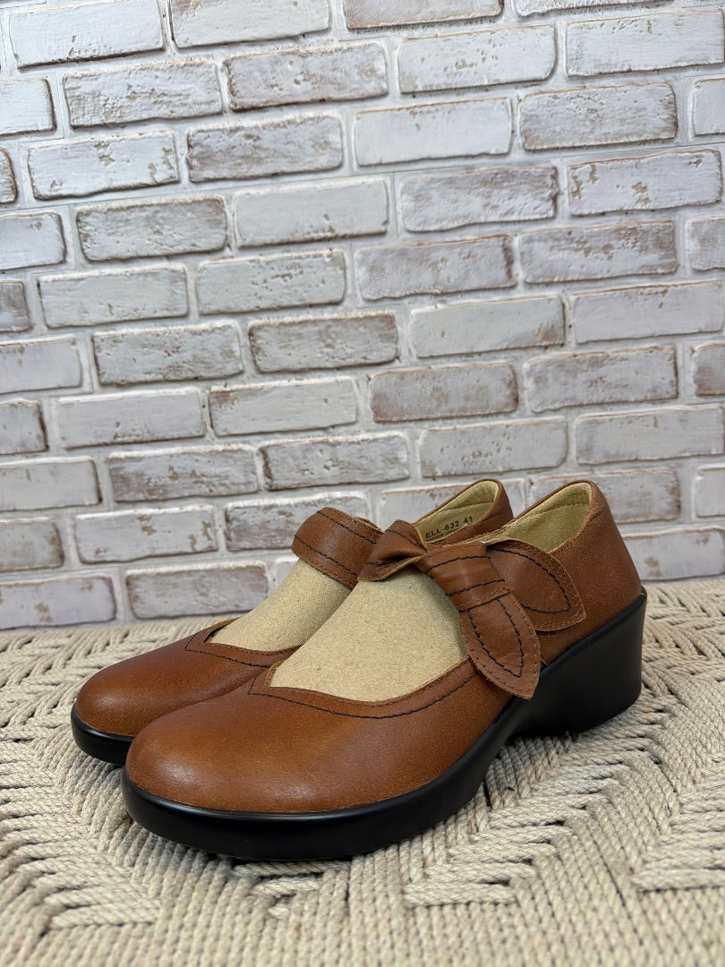 Alegria Leather Clogs, Brown, 41, Like New