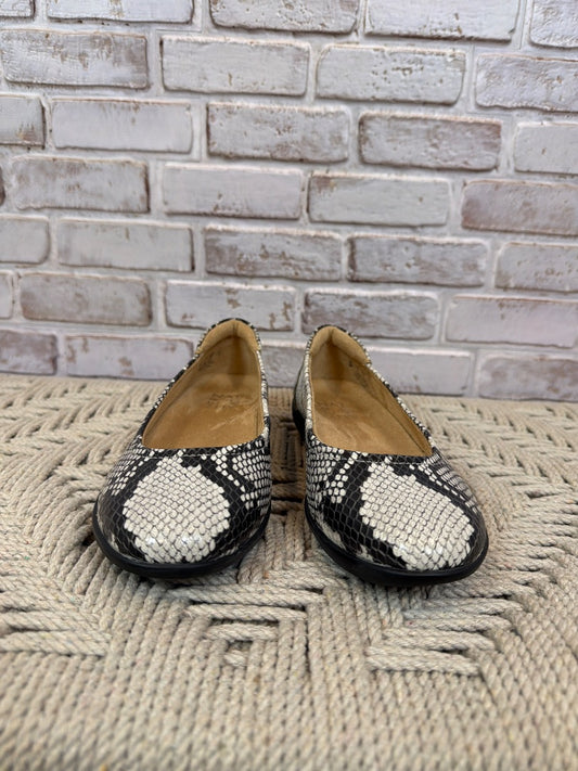 Naturalizer Ballet flats, Snakeskin, 6, Used - Good