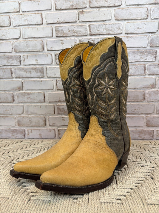 African Boots Cowgirl boots, Grey/beige, 7, Used - Good