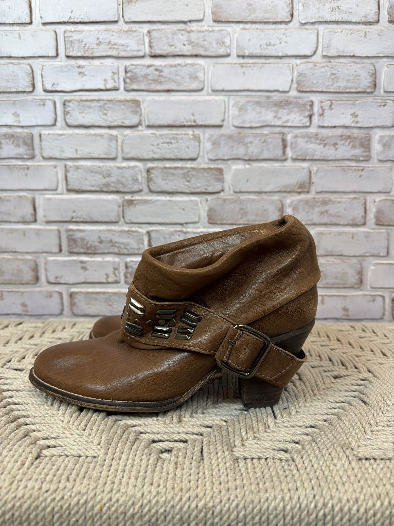 Zara Booties, Brown, 38, Used - Excellent