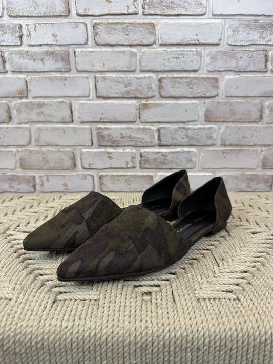 Chinese Laundry Flats, green multi, 9, Used - Good