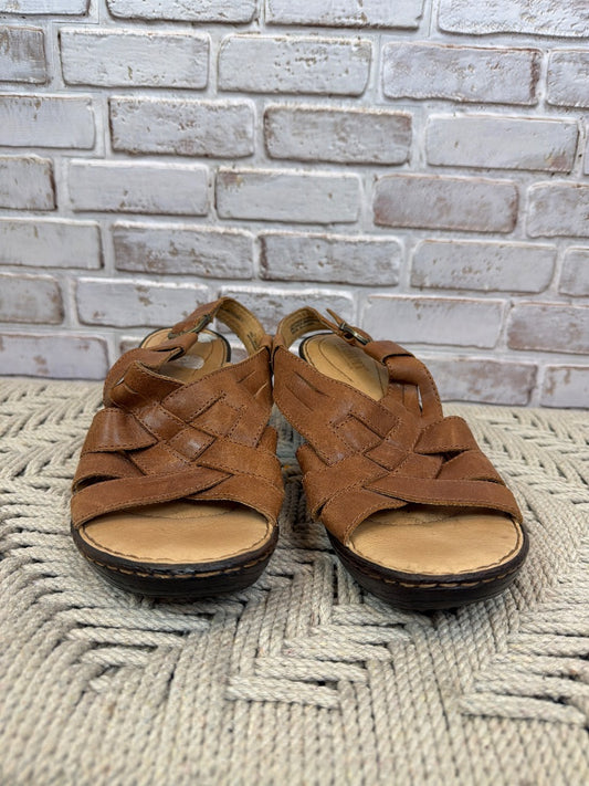 Born Sandals, Tan, 9, Used - Good