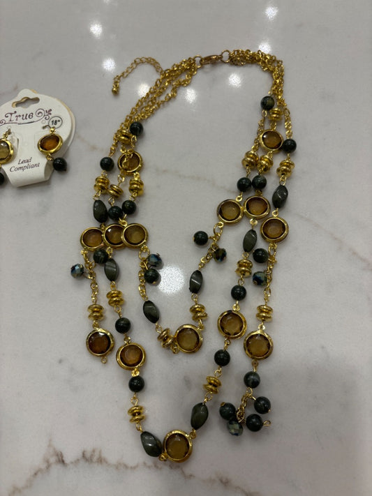 Various Necklace, Gold/green, One Size