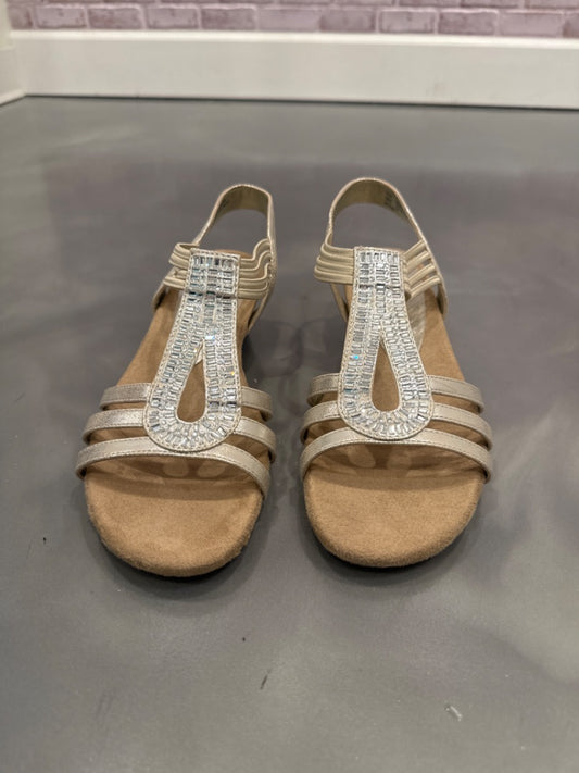 Kelly & Katie Sandals, Gold, 9, Used - Good