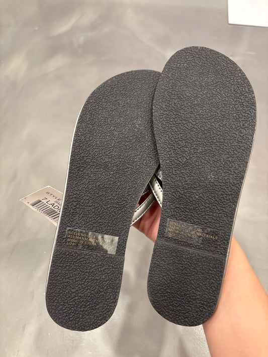Raya sun Sandals, Silver, 7, New With Tags