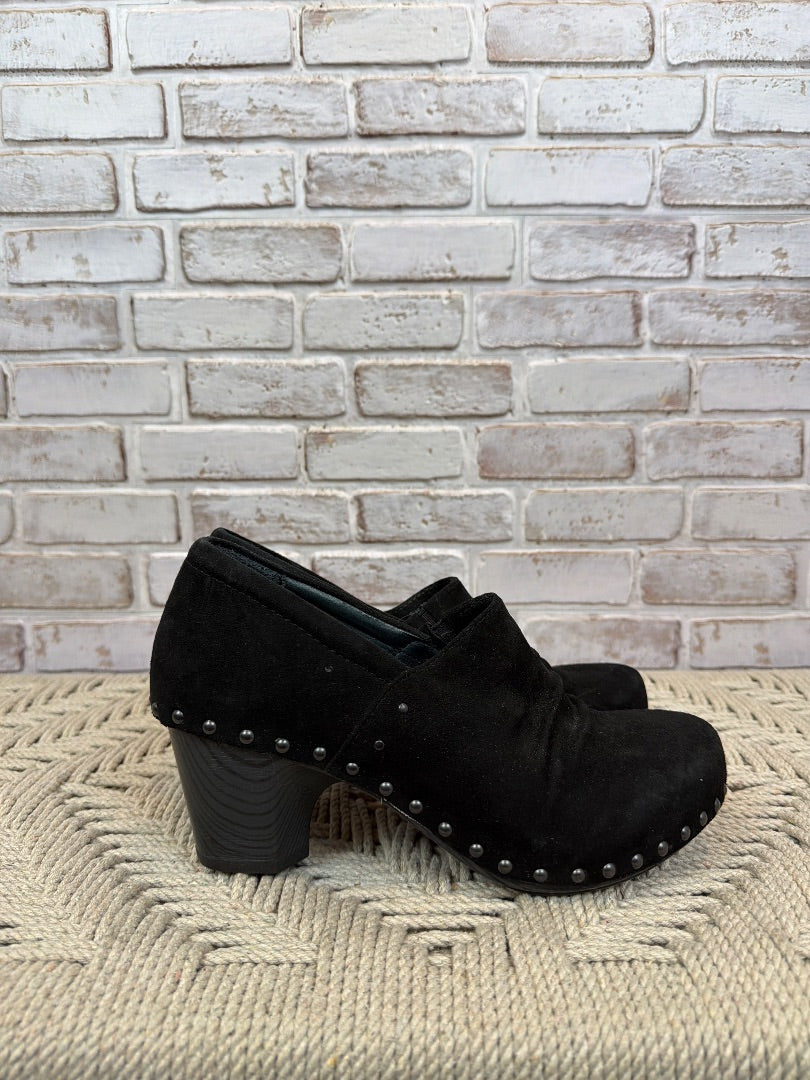 Dansko Heels, Black, 39, Used - Excellent