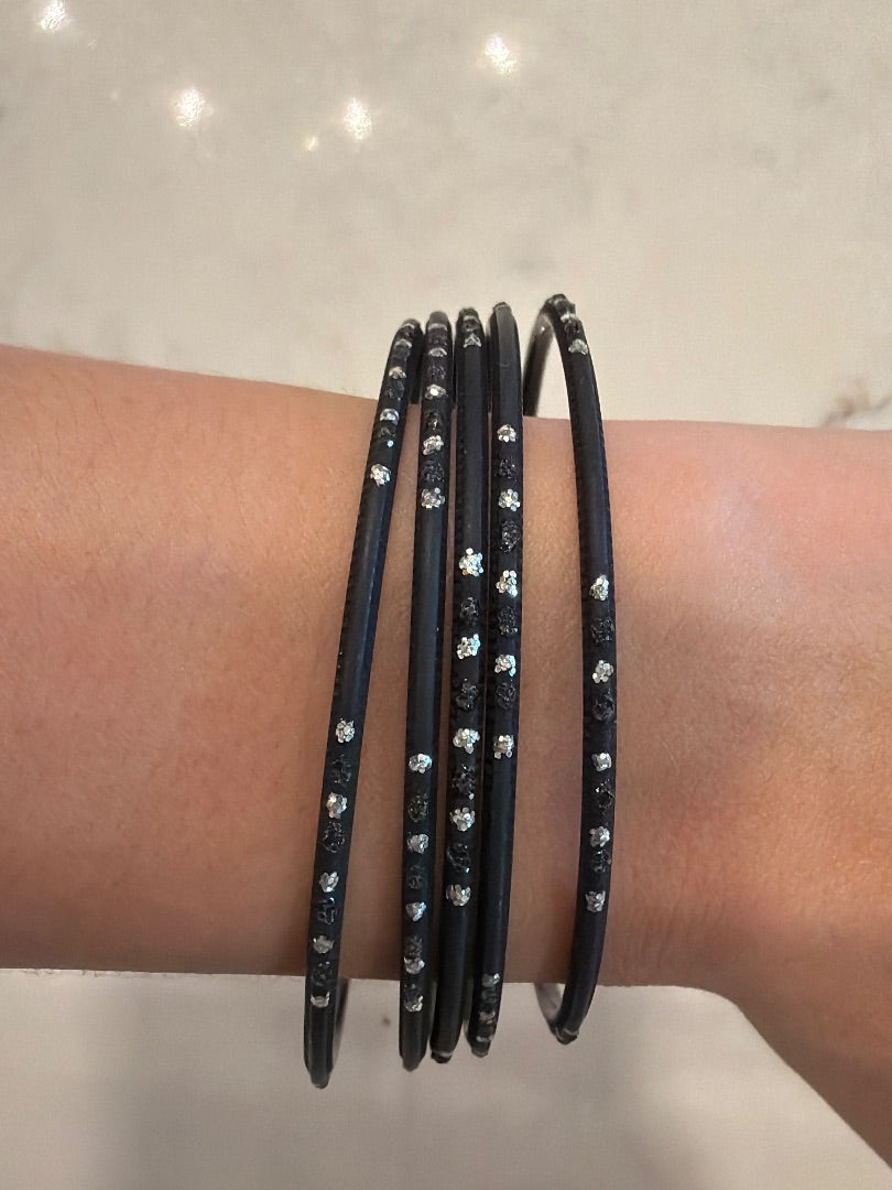 Various Bangels, Black, One Size, Used - Good