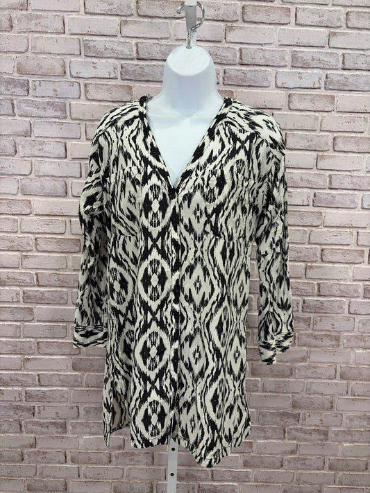 Black/white Shirt, Athleta, Small, Used - Good