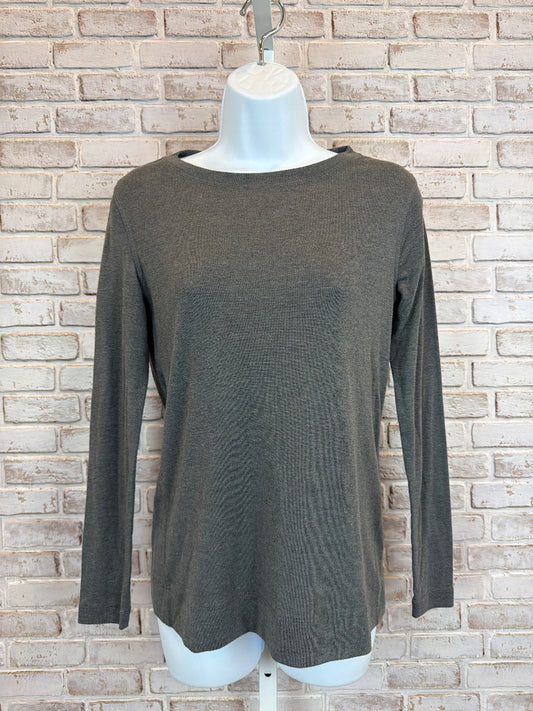 Simply Vera Shirt, Grey, Small, Used - Excellent