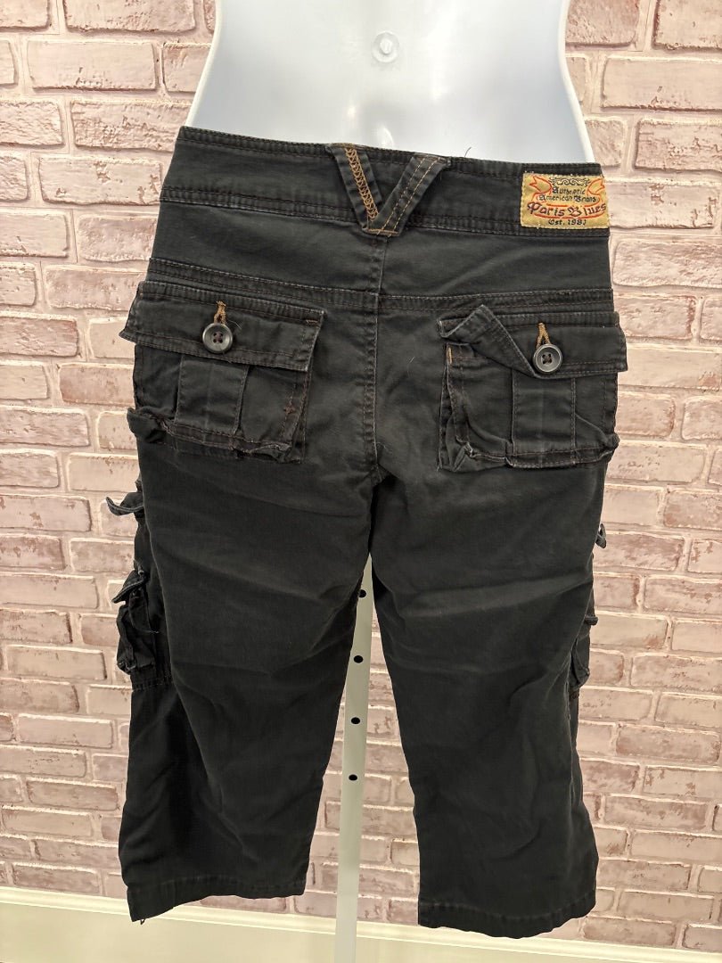Paris Blue Capris, Black, Medium/5, Used - Good - Chill Boutique Consignment