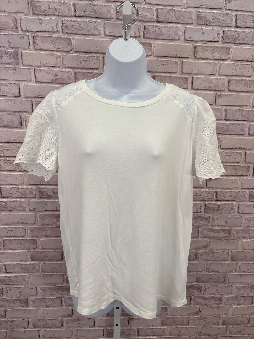 Tribal Jeans Tee shirt, White, Medium, Used - Good - Chill Boutique Consignment
